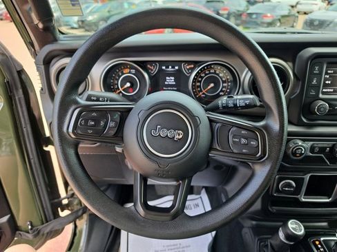 Used 2020 Jeep Wrangler Unlimited Sport AWD/4WD image 18