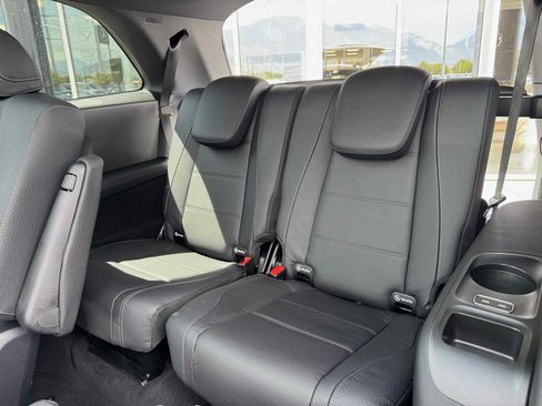 New 2025 Mercedes-Benz GLS 450 4MATIC image 31