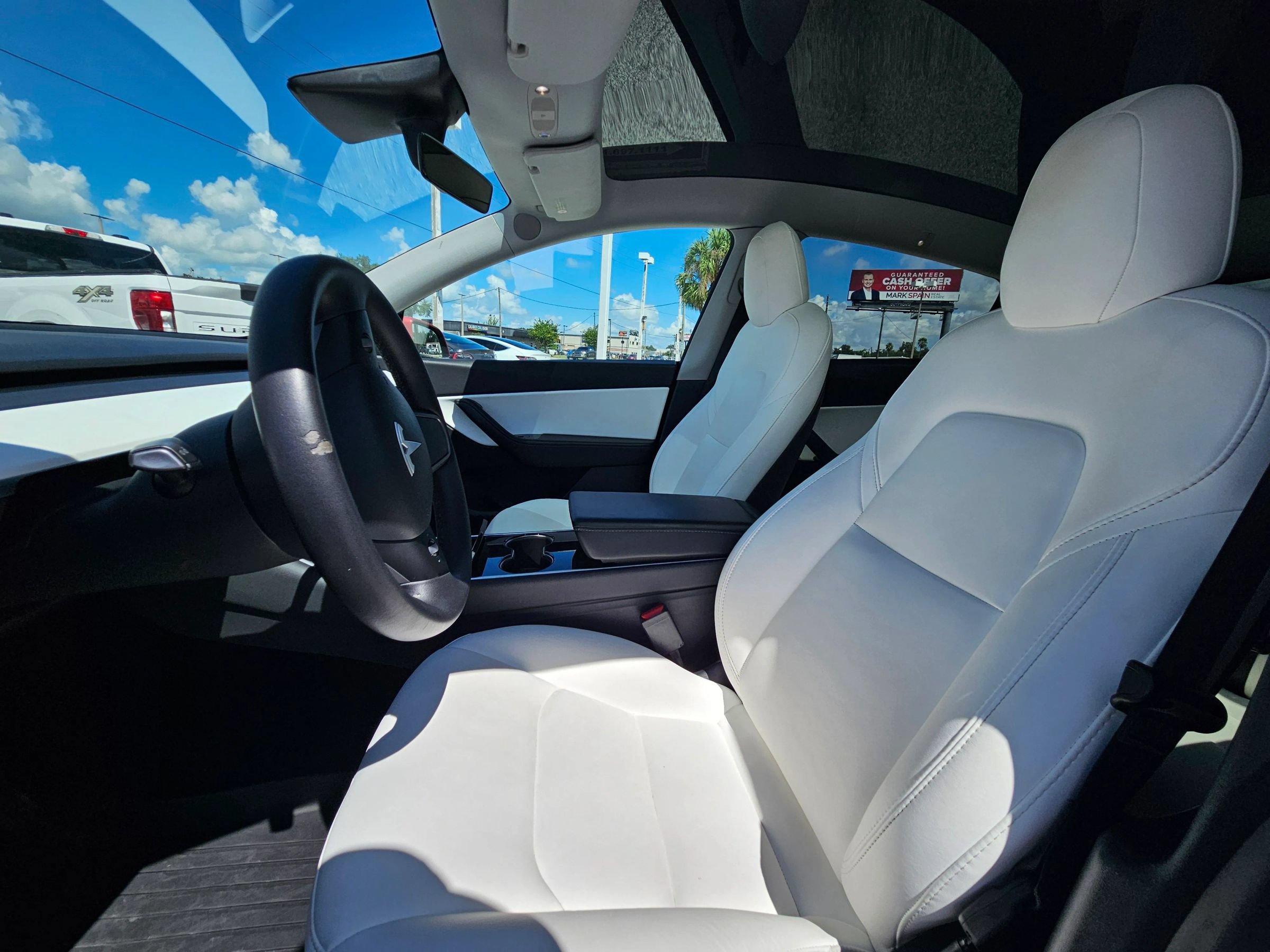 Used 2021 Tesla Model Y Long Range AWD/4WD image 15