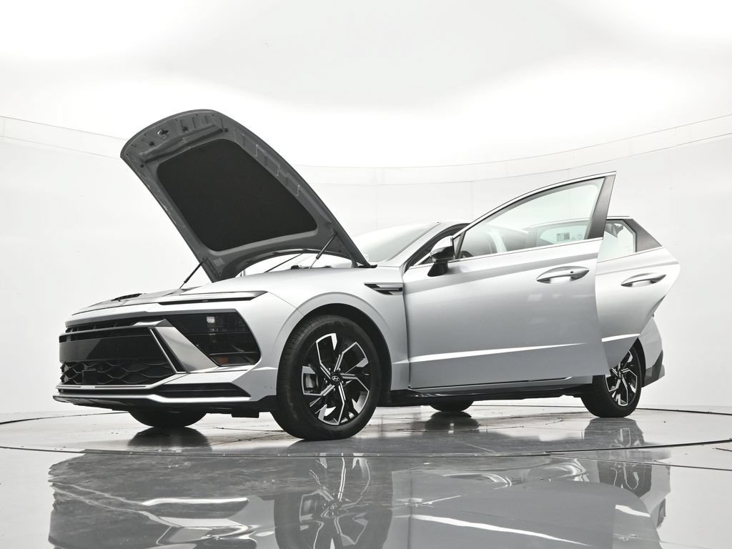 Used 2025 Hyundai Sonata SEL FWD image 49