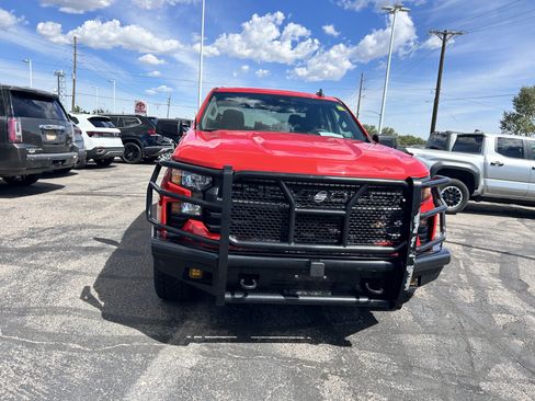 Used 2024 Chevrolet Silverado 1500 Custom AWD/4WD image 9