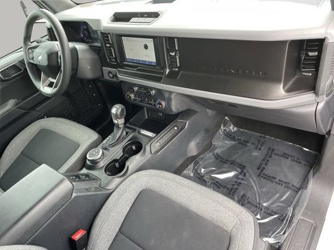 Used 2022 Ford Bronco 4-Door AWD/4WD image 10