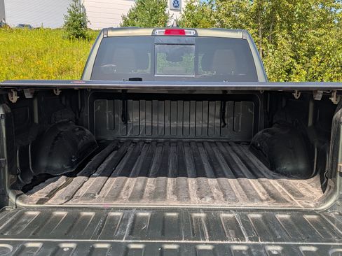 Used 2020 RAM 1500 Laramie AWD/4WD image 18
