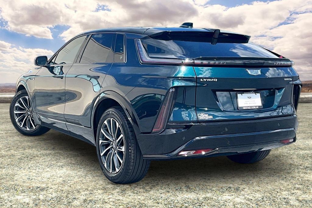 Certified 2024 Cadillac Lyriq Sport AWD/4WD image 4