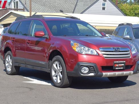 Used 2014 Subaru Outback 3.6R Limited image 1