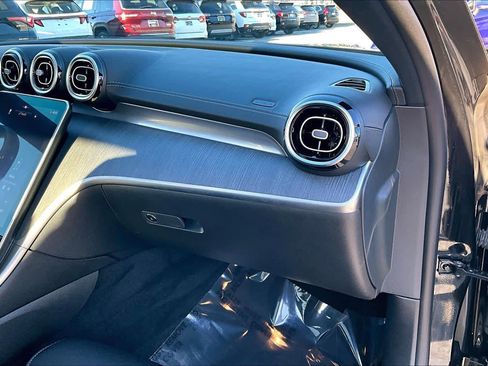 Used 2023 Mercedes-Benz C 300 4MATIC Sedan image 17