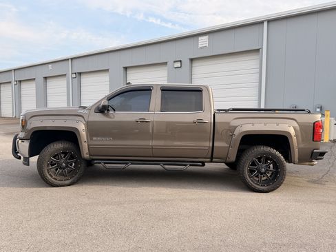 Used 2014 GMC Sierra 1500 SLE w/ SLE Value Package AWD/4WD image 9