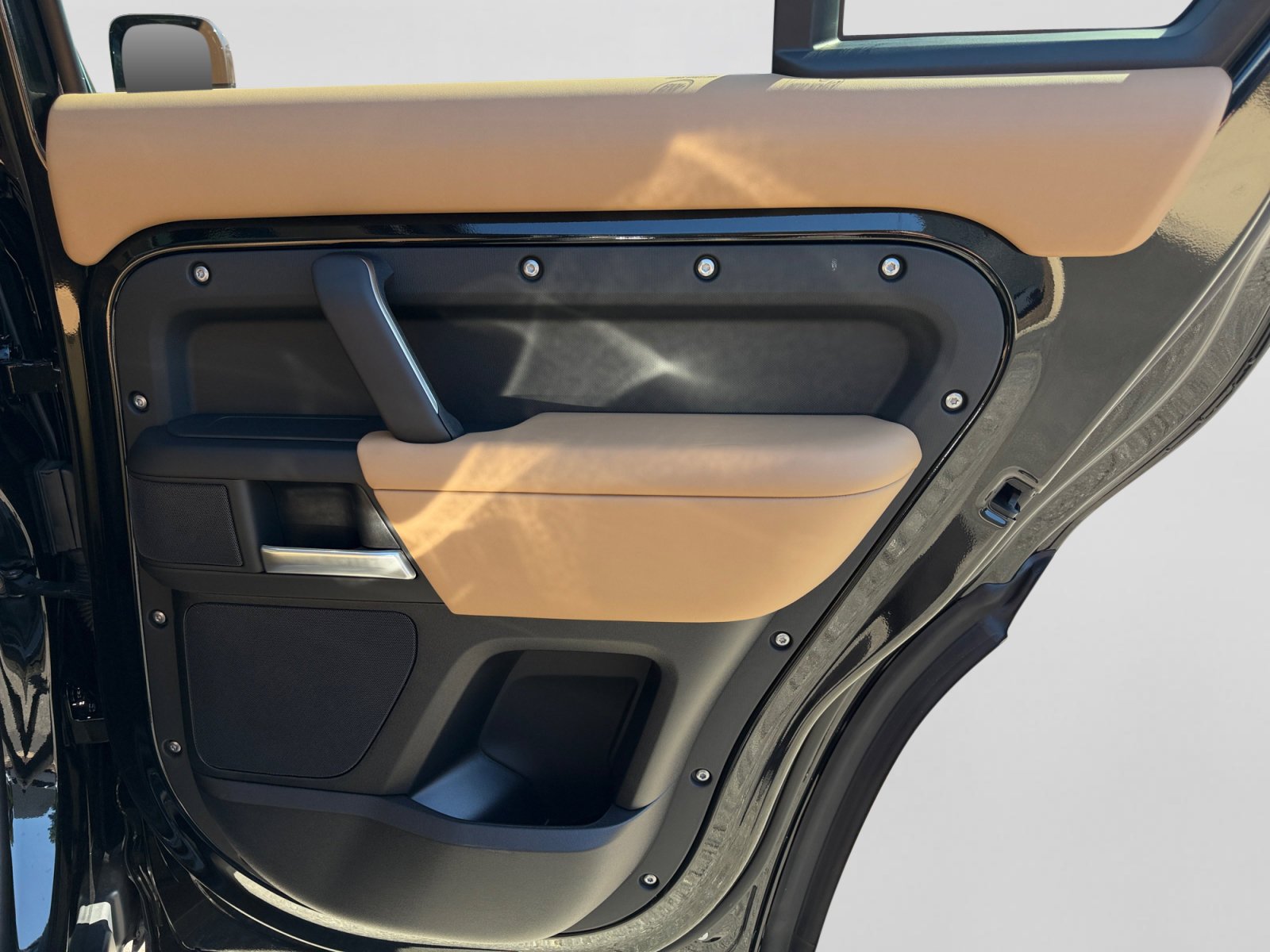 New 2026 Land Rover Defender 110 S AWD/4WD image 21