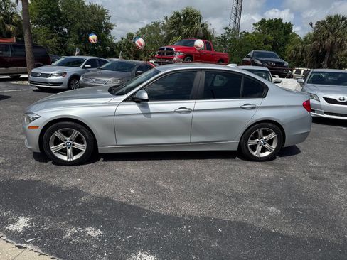 Used 2014 BMW 320i Sedan image 5