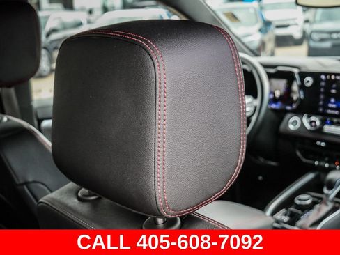 Used 2023 Chevrolet Colorado Z71 w/ Z71 Convenience Package 2 AWD/4WD image 51