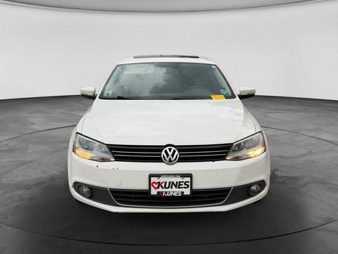 Used 2013 Volkswagen Jetta SEL FWD image 3