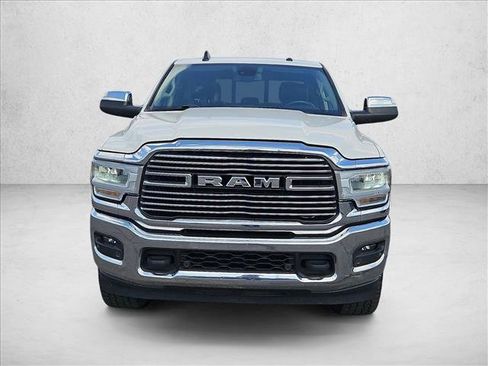 Used 2022 RAM 2500 Laramie AWD/4WD image 2