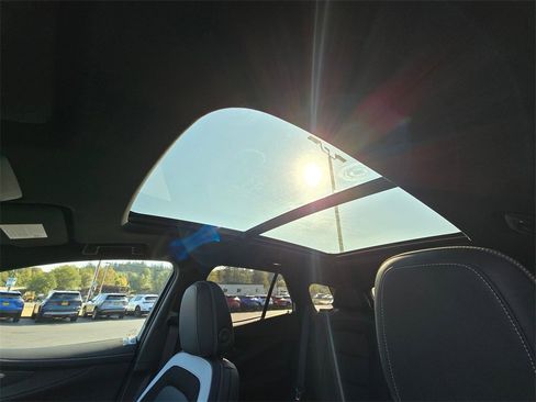 New 2025 Chevrolet Blazer EV LT w/ Super Cruise Package image 9