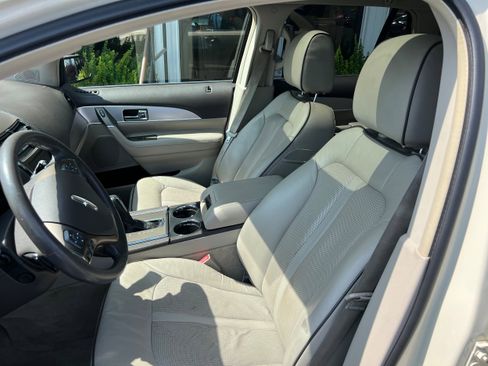 Used 2014 Lincoln MKX w/ Equipment Group 101A image 9