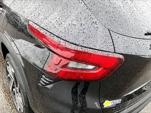 Used 2024 Chevrolet Trax RS w/ Driver Confidence Package image 31