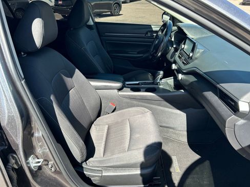 Used 2023 Nissan Altima 2.5 S image 10