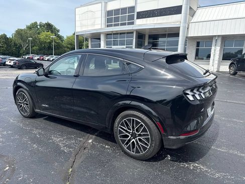 Used 2024 Ford Mustang Mach-E Premium AWD/4WD image 4