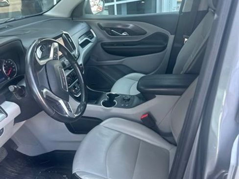 Used 2020 GMC Terrain SLT w/ Preferred Package FWD image 4