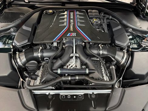 Used 2022 BMW M5 CS image 34