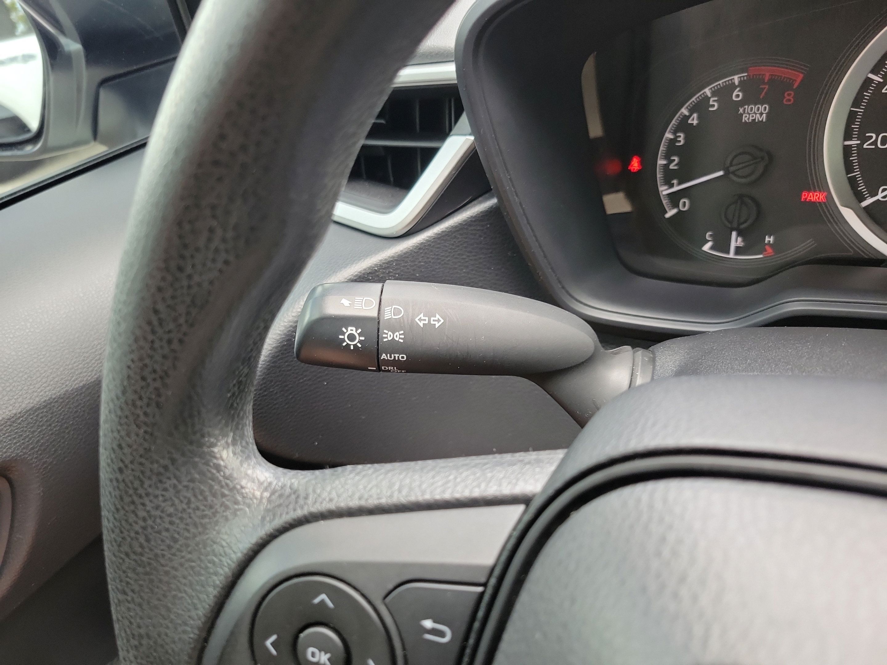 Used 2022 Toyota Corolla LE FWD image 24