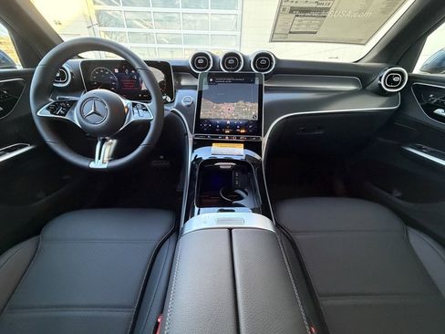 New 2026 Mercedes-Benz GLC 300 4MATIC image 14