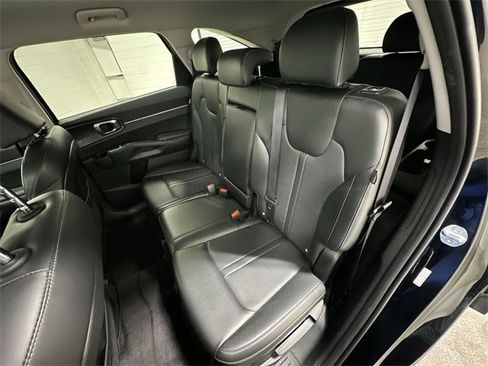 Used 2024 Kia Sorento S image 20