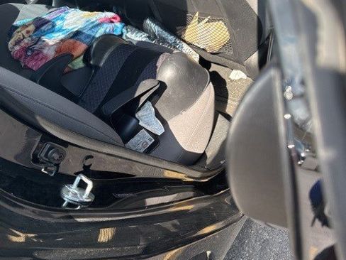 Used 2016 Hyundai Elantra SE w/ Option Group 02 image 12