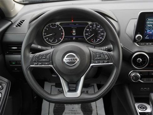 Used 2023 Nissan Sentra SV image 15