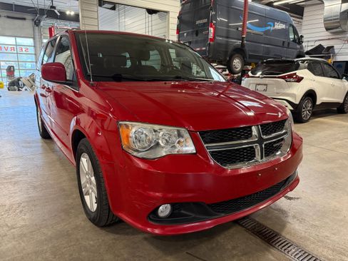 Used 2012 Dodge Grand Caravan Crew w/ Crew Value Pkg image 1
