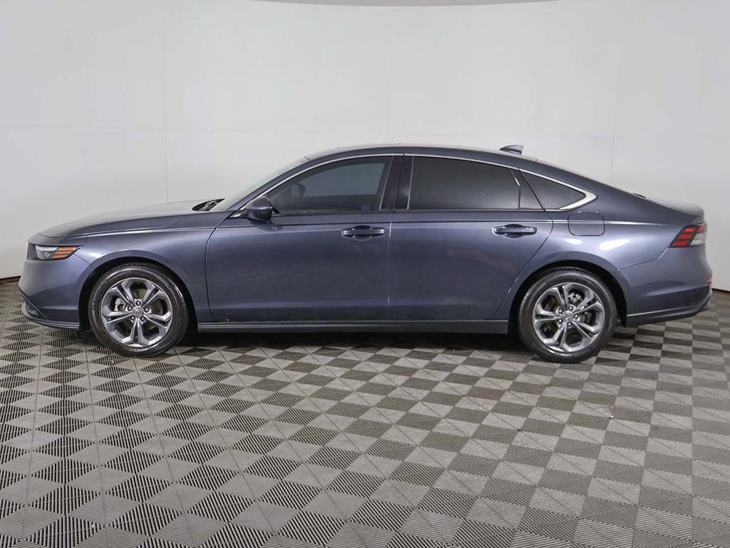 Used 2024 Honda Accord EX image 17