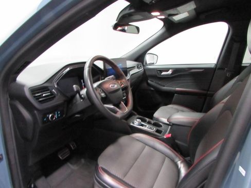 Certified 2023 Ford Escape ST-Line w/ Tech Pack #1 AWD/4WD image 13