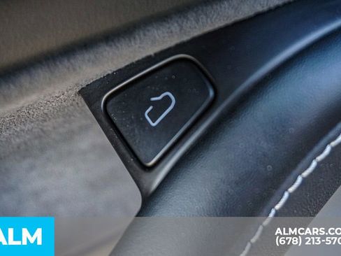 Used 2024 Tesla Model Y Long Range image 47