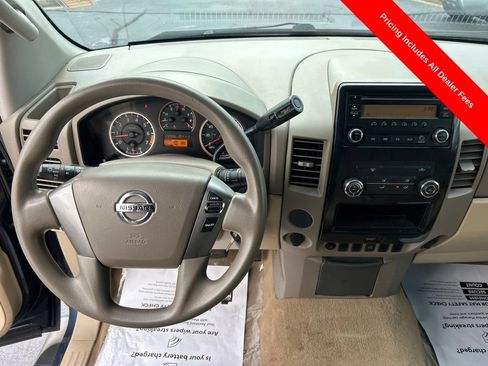 Used 2015 Nissan Titan SV w/ Tow Package RWD image 5