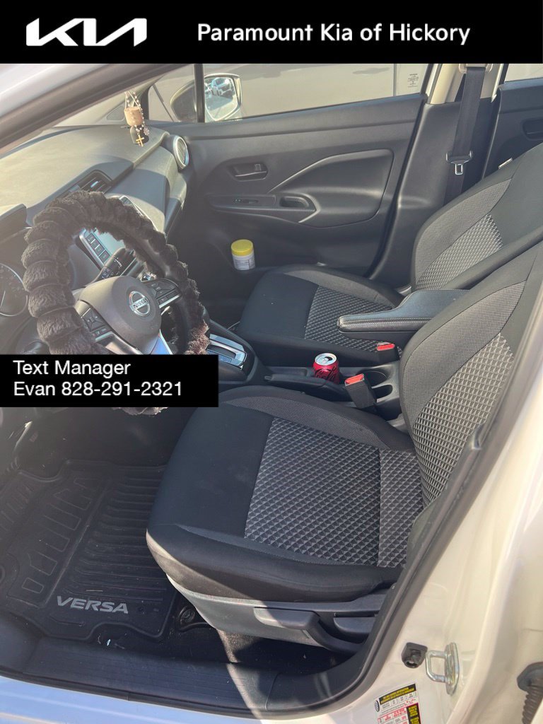 Used 2020 Nissan Versa S FWD image 9