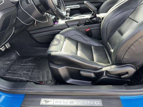 Used 2021 Ford Mustang GT Premium w/ Equipment Group 401A image 18