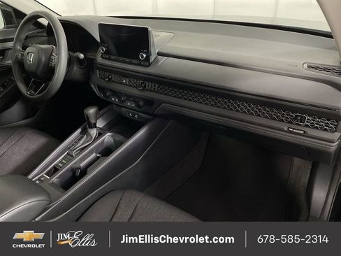 Used 2023 Honda Accord LX image 25