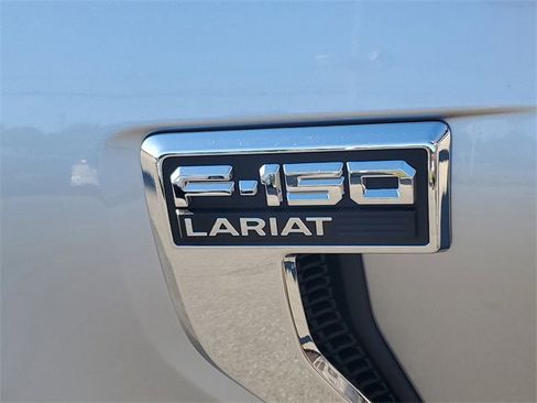 Used 2025 Ford F150 Lariat w/ Equipment Group 501A Mid image 29