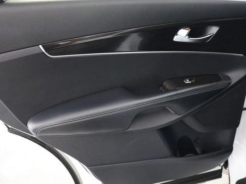 Used 2019 Kia Sorento AWD image 25
