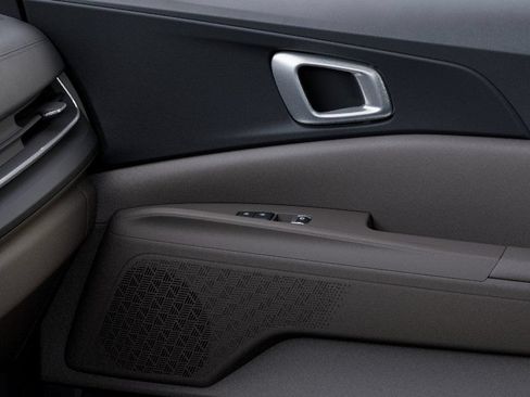 New 2026 Kia Carnival EX FWD image 25