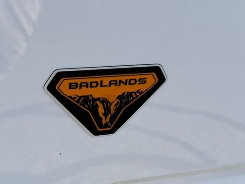 Used 2025 Ford Bronco Sport Badlands image 17
