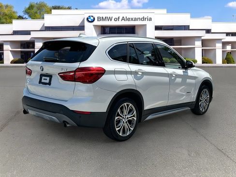 Used 2017 BMW X1 xDrive28i AWD/4WD image 7