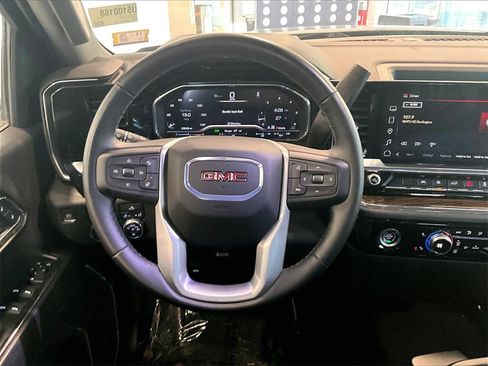 Used 2024 GMC Sierra 1500 Elevation image 17