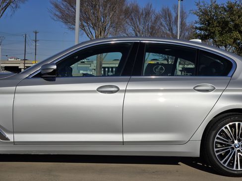 Used 2020 BMW 530i w/ Convenience Package image 12