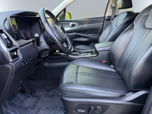 Used 2021 Kia Sorento SX AWD/4WD image 11