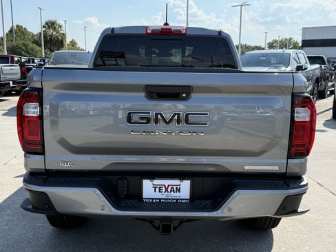 New 2026 GMC Canyon Elevation w/ Convenience Package RWD image 6