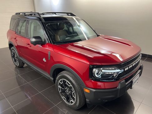 New 2025 Ford Bronco Sport Outer Banks w/ Outer Banks Tech Package+ image 1