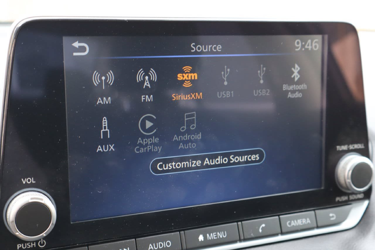 Used 2025 Nissan Sentra SV w/ All-Weather Package FWD image 8