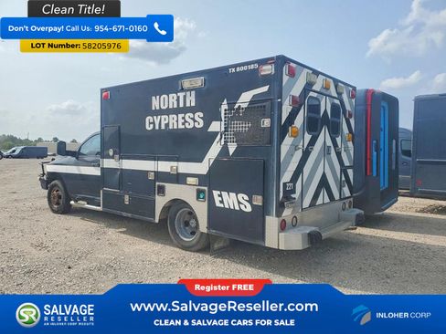 Used 2011 RAM 3500 ST w/ ST Decor Group RWD image 3