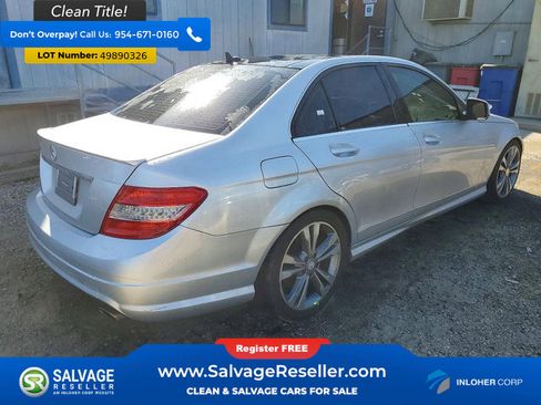 Used 2009 Mercedes-Benz C 350 Sport image 4