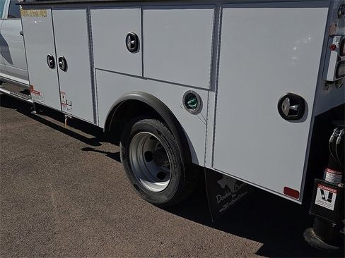 New 2024 RAM 5500 Tradesman image 3